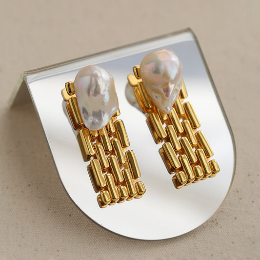 Wide chain Baroque pearl earrings for women, European and American retro fashion, shaped pearl earrings
