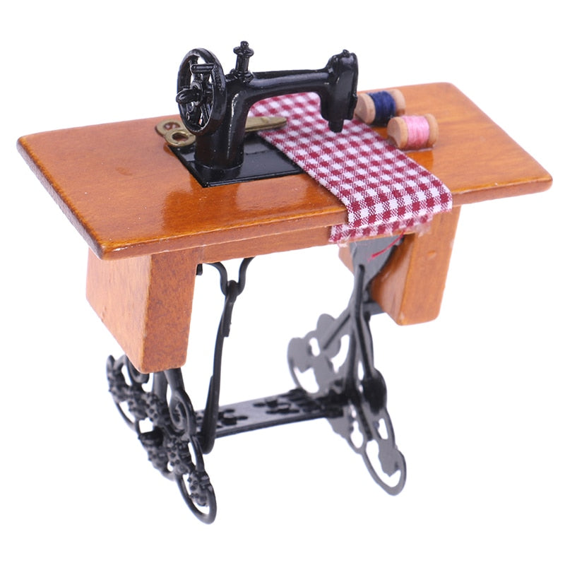 Wooden Dollhouse Sewing Machine With Cloth
